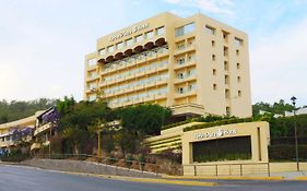 Hotel Fortin Plaza