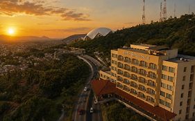 Hotel Fortin Plaza